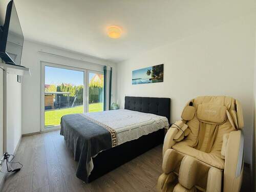 Schlafzimmer EG - 
