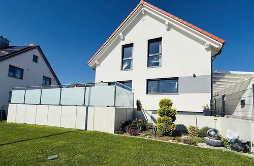 Ansicht Süd - 5 Zimmer Einfamilienhaus zum Kaufen in Kaisheim