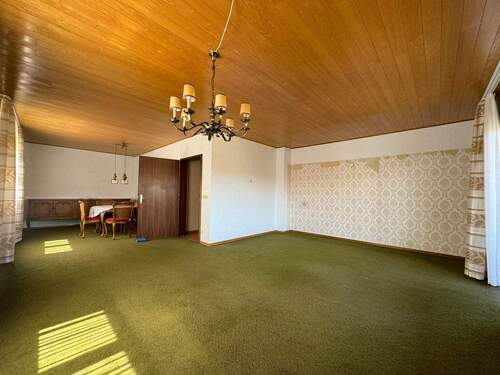 Wohnbereich OG - 6 Zimmer Einfamilienhaus in Trostberg