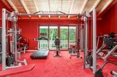 Fitness-Studio mit Ausblick - 