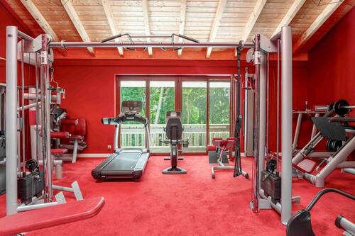 Fitness-Studio mit Ausblick - 