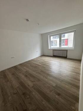 Schlafzimmer - 3 Zimmer Etagenwohnung zur Miete in Köln