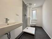 Badezimmer - Kernsanierte 1-Zi. Whg. mit EBK in Bestlage von Kreuzberg 