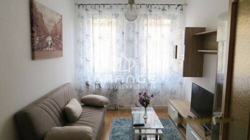 Sehr gemütlich ist auch das Wohnzimmer... - 