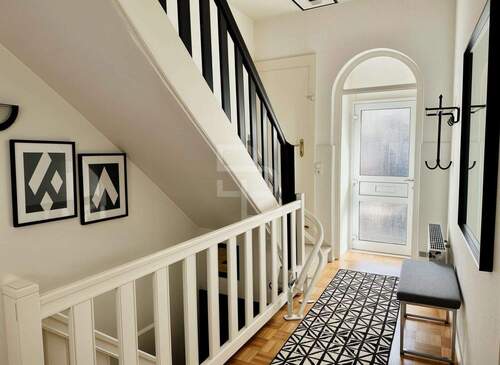 Flurbereich (KI generiert) - 4 Zimmer Reihenmittelhaus in Köln