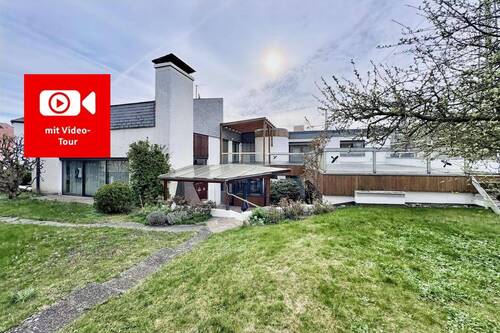 Ansicht Gesamtanwesen - Architektenhaus - großzügig und zentral mit vielfältigen Nutzungsmöglichkeiten