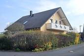 Außenansicht - Großzügiges Einfamilienhaus in AltenplosHeinersreuth