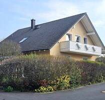 Großzügiges Einfamilienhaus in AltenplosHeinersreuth