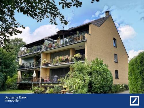 Gartenansicht - Lohausen! Großzüge Erdgeschosswohnung mit großer Loggia +++ Rendit