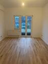 Schlafzimmer - Helle 2 Zimmerwohnung mit Wohnküche und 2 Balkonen