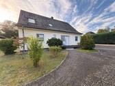 mit neuer Carportanlage - 