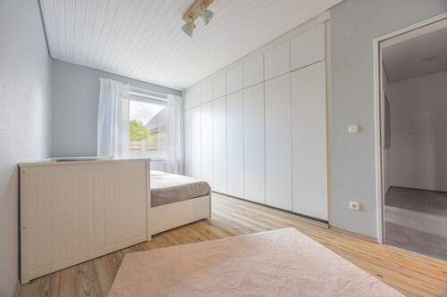 Schlafzimmer 2 - 