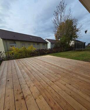 Terrasse - Provisionsfrei! Kernsanierte 2-Zimmer-Wohnung mit großzügiger Terrasse