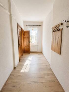 Diele - Mehrfamilienhaus, Wohnhaus mit 181,00 m&sup2; in Dresden zum Kaufen