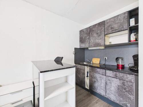 Küche - Charmante Einzimmerwohnung mit Balkon