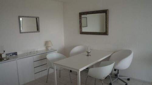 Foto 4 Wohnzimmer - 2 Zimmer Etagenwohnung zum Kaufen in Gröbenzell