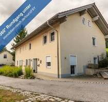 EinfamilienhausAnwesen mit Nebengebäuden in einmaliger Liebhaberlage - über Passau - Bereich Oberhaus