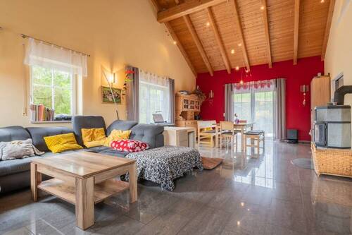 Wohn-Esszimmer (2) - 9 Zimmer Einfamilienhaus in Passau