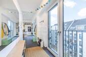 Einladender Flur - 5 Zimmer Etagenwohnung zum Kaufen in Köln