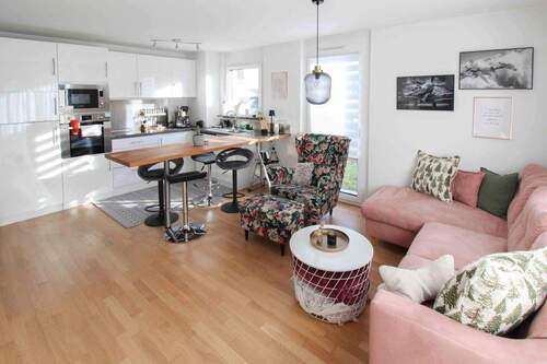 Wohnzimmer_ - 2 Zimmer Einfamilienhaus in Rutesheim