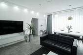 Wohnzimmer - 4 Zimmer Etagenwohnung in Düsseldorf