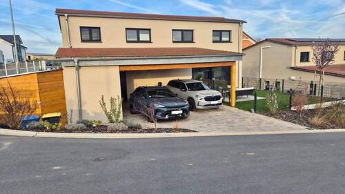 Frontansicht, Carport mit 2 überdachten Stellfläch - Einfamilienhaus mit 154,00 m&sup2; in Gaukönigshofen zum Kaufen
