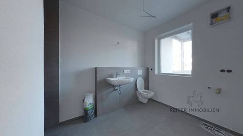 Badezimmer mit ebenerdiger Dusche - 