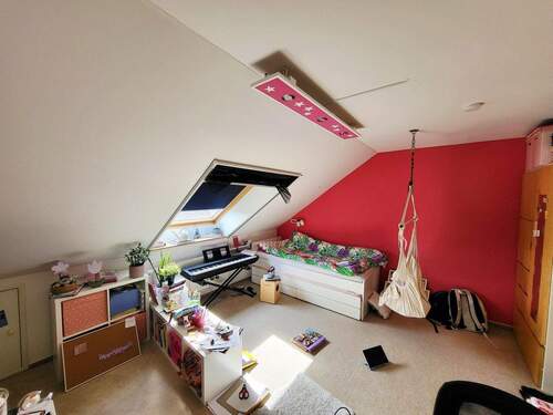 Dachgeschoss Zimmer 1 - 