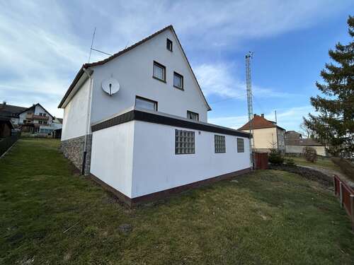 Hausansicht - Einfamilienhaus mit 96,10 m&sup2; in Marsberg zum Kaufen