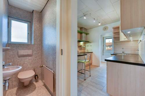 OG, WC sep. & Küche - 