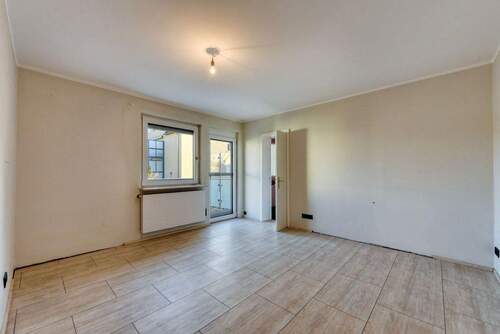 OG, Essen mit Balkon - 