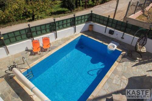 Pool - 3 Zimmer Mehrfamilienhaus, Wohnhaus zum Kaufen in Chania