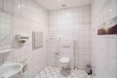 WC (2) - 