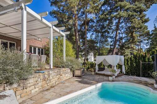 Terrasse mit Pool - 