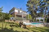 Bild 1 - Exklusives Traumhaus mit Pool und Garten