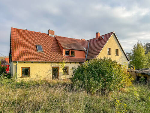 Außenansicht - 4 Zimmer Doppelhaushälfte zum Kaufen in Wilsdruff