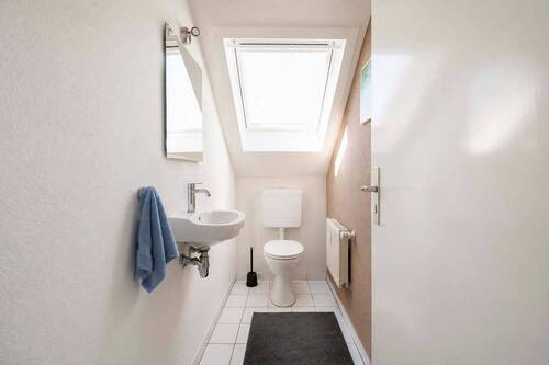 WC - 