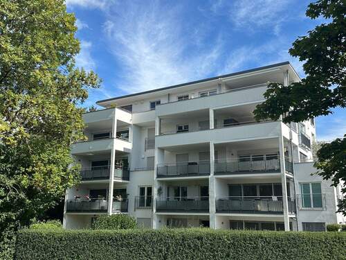 IMG_4290.jpg - Moderne, gepflegte 3-Zimmer Wohnung im 4. OG in Friedrichshafen!!