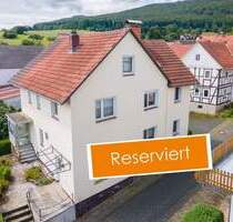 Geräumig, bezahlbar und ruhig gelegen: Massives Ein- bis Zweifamilienhaus mit Garten und Garage - Berkatal Frankenhain