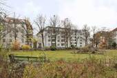 Hausansicht - 2 Zimmer Etagenwohnung zum Kaufen in Berlin