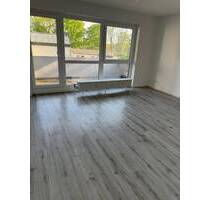 Geräumige helle 2 Zimmer mit Loggia in Delmenhorst Deichhorst