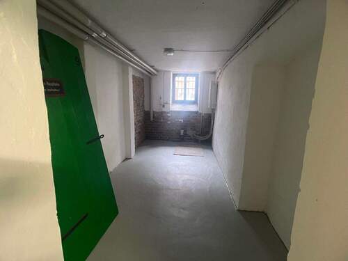 Kellerzugang Bild 1 - 