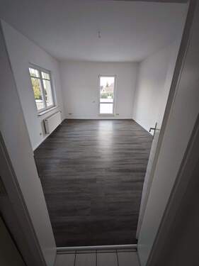 Blick ins Wohnzimmer - 