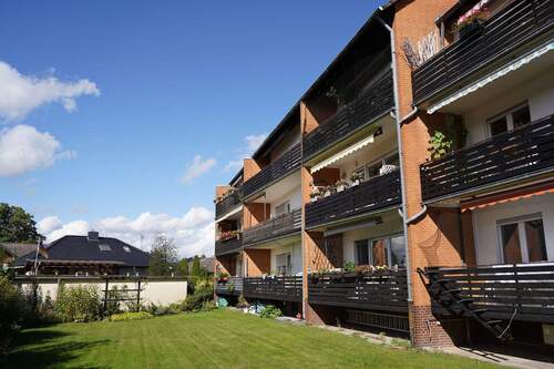 gepflegte Außenanlage - 3 Zimmer Etagenwohnung in Lehrte