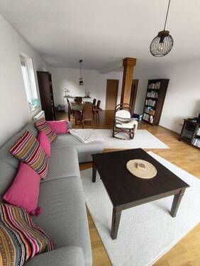 Wohnzimmer - 4 Zimmer Etagenwohnung zum Kaufen in Lüdenscheid