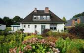 Außenansicht Front - 7 Zimmer Einfamilienhaus zum Kaufen in Ritterhude