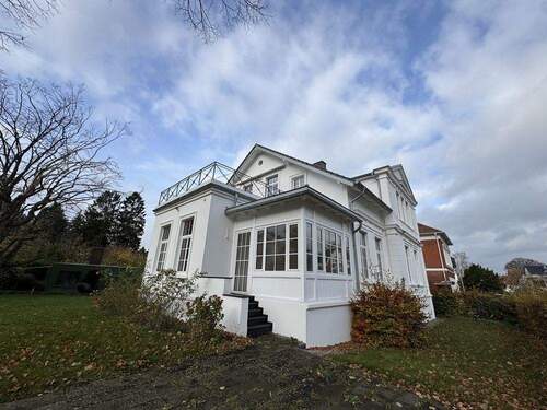 Bild 2 - 4 Zimmer Etagenwohnung zur Miete in Bückeburg