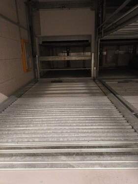 Tiefgarage - 3 Zimmer Etagenwohnung in München