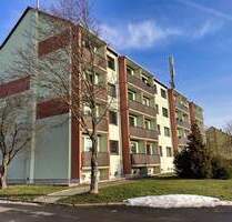 Frisch renovierte 2-Zimmer-Wohnung mit Balkon und Weitblick ! - Wallhausen