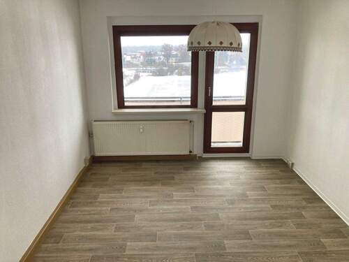 Wohnzimmer - 2 Zimmer Etagenwohnung zum Kaufen in Wallhausen